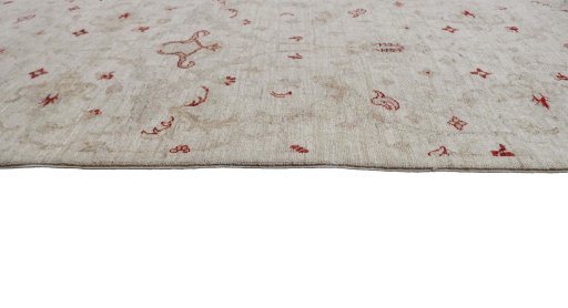 Close-up detail of New Farahan rug from Pakistan showing Wool weave