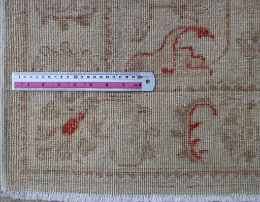 Central medallion detail of New Farahan rug from Pakistan