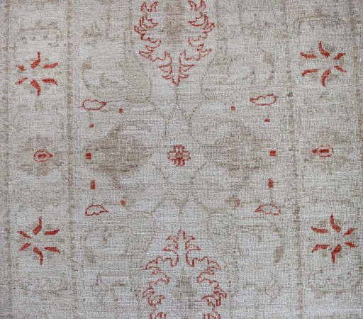Central medallion detail of New Farahan rug from Pakistan