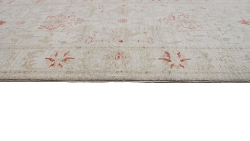 Close-up detail of New Farahan rug from Pakistan showing Wool weave