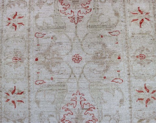 Central medallion detail of New Farahan rug from Pakistan