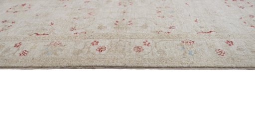 Close-up detail of New Farahan rug from Pakistan showing Wool weave