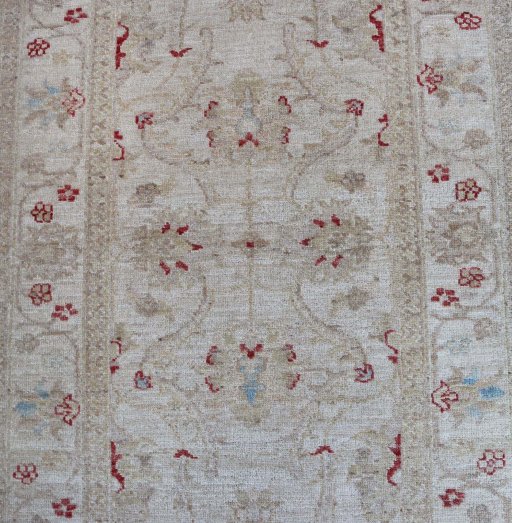 Central medallion detail of New Farahan rug from Pakistan