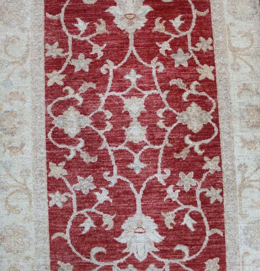 Central medallion detail of New Farahan rug from Pakistan