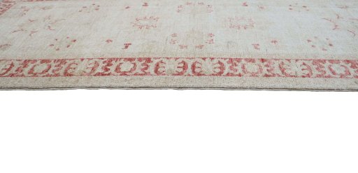 Close-up detail of New Farahan rug from Pakistan showing Wool weave