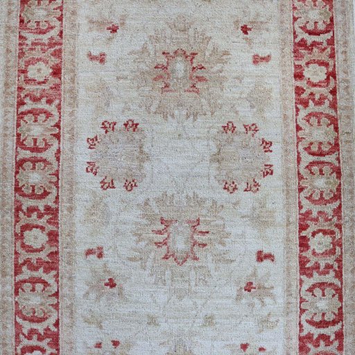 Central medallion detail of New Farahan rug from Pakistan
