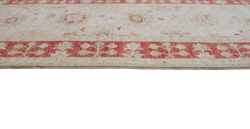 Close-up detail of New Farahan rug from Pakistan showing Wool weave