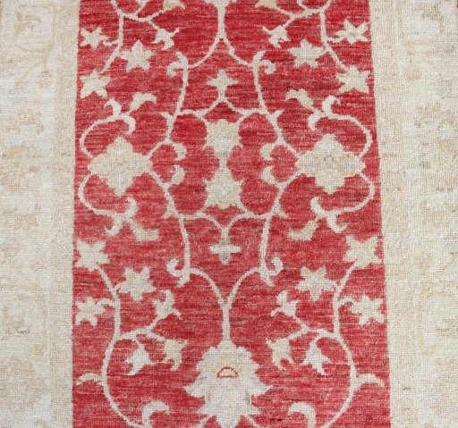 Central medallion detail of New Farahan rug from Pakistan