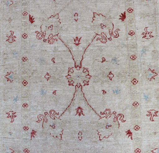 Central medallion detail of New Farahan rug from Pakistan