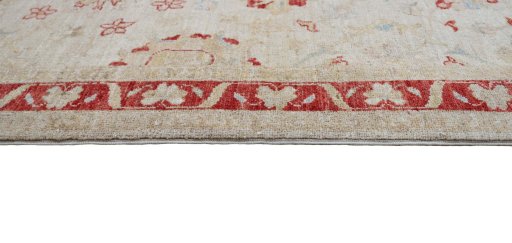 Close-up detail of New Farahan rug from Pakistan showing Wool weave