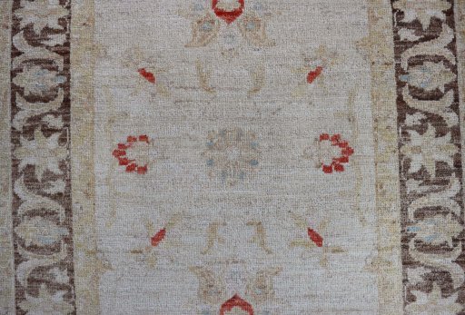 Central medallion detail of New Farahan rug from Pakistan