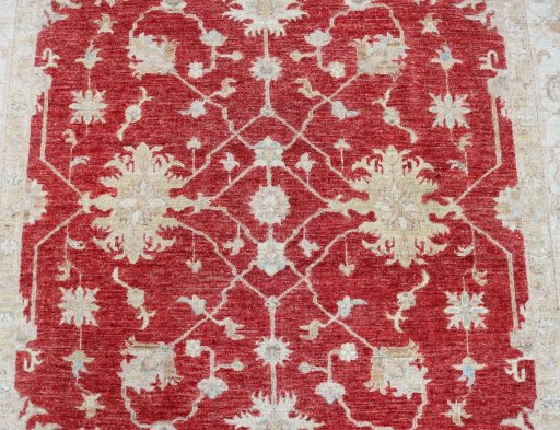 Central medallion detail of New Farahan rug from Pakistan