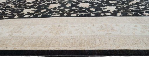 Close-up detail of New Farahan rug from Pakistan showing Wool weave