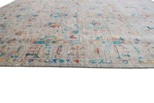 Close-up detail of New Farahan rug from Pakistan showing Wool weave