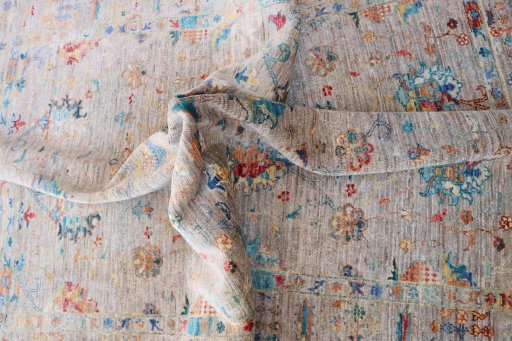 Backside of handmade New Farahan rug showing knot structure and weave density