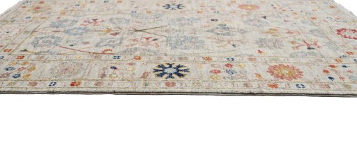 Close-up detail of New Farahan rug from Pakistan showing Wool weave