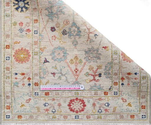 Central medallion detail of New Farahan rug from Pakistan