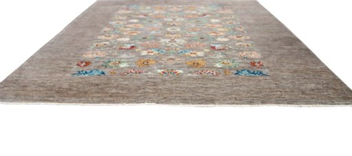 Corner detail of New Farahan rug showing border pattern and Wool pile