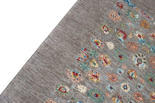 Backside of handmade New Farahan rug showing knot structure and weave density