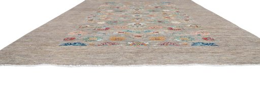 Corner detail of New Farahan rug showing border pattern and Wool pile