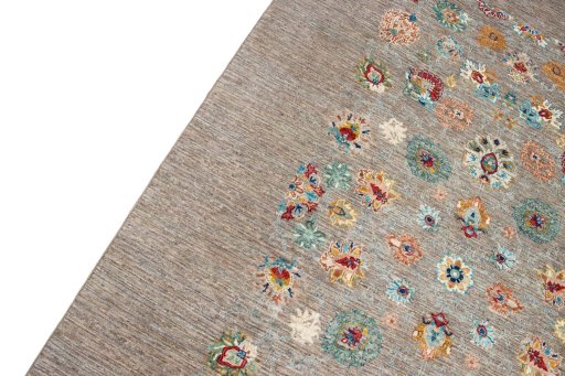 Backside of handmade New Farahan rug showing knot structure and weave density