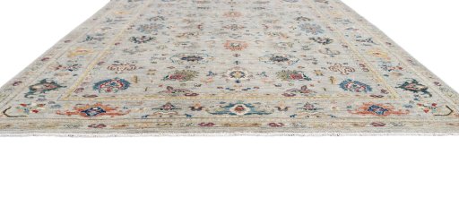 Corner detail of New Farahan rug showing border pattern and Wool pile