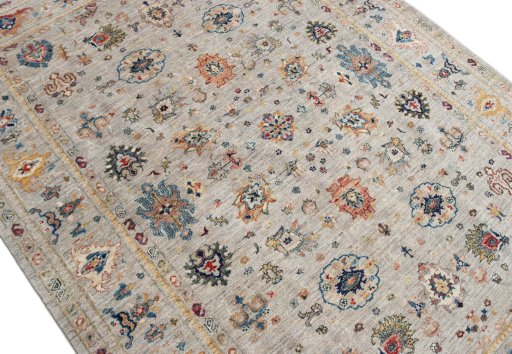 Central medallion detail of New Farahan rug from Pakistan