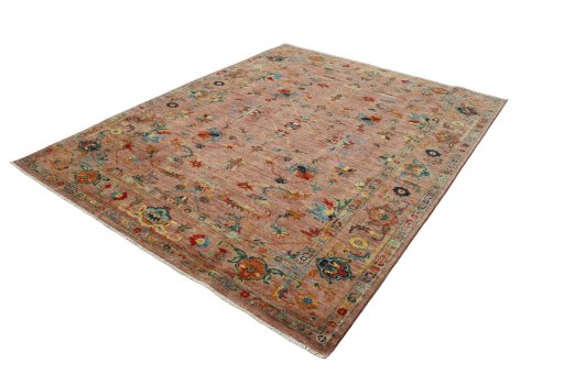 Corner detail of New Farahan rug showing border pattern and Wool pile