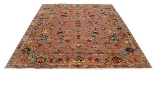Surface texture of New Farahan rug with natural Wool and intricate pattern