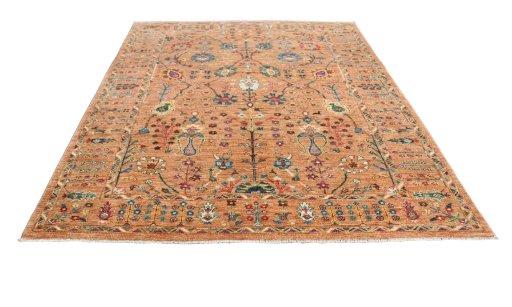 Surface texture of New Farahan rug with natural Wool and intricate pattern