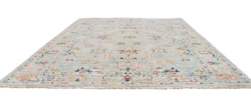 Corner detail of New Farahan rug showing border pattern and Wool pile