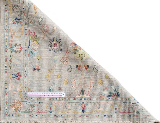 Central medallion detail of New Farahan rug from Pakistan