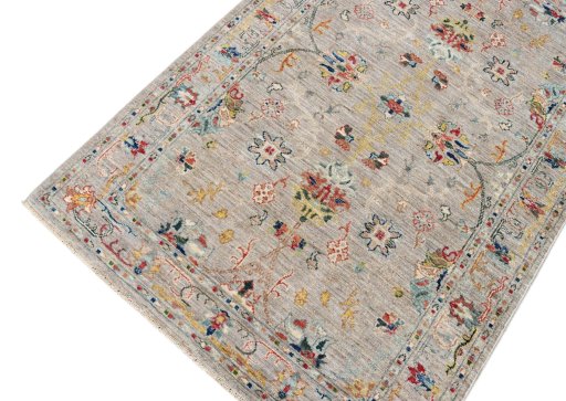 Full view of New Farahan rug from Pakistan, 154 × 101 cm in Beige tones