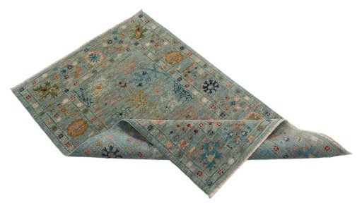 Central medallion detail of New Farahan rug from Pakistan