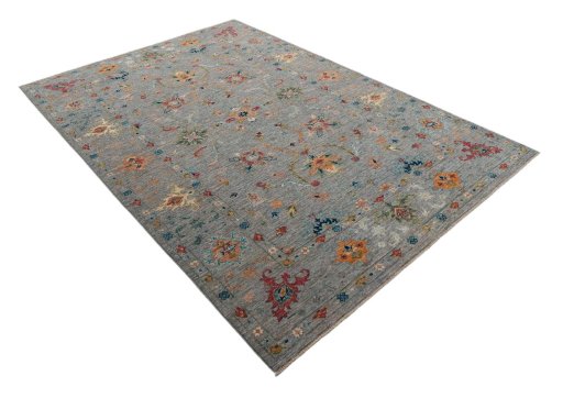 Corner detail of New Farahan rug showing border pattern and Wool pile