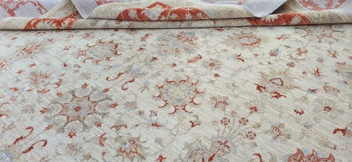 Close-up detail of New Farahan rug from Pakistan showing Wool weave