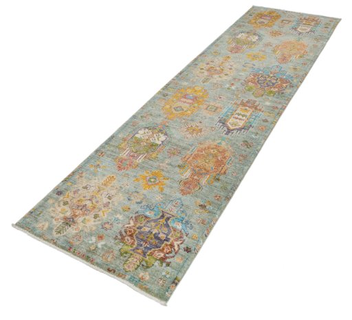 Close-up detail of New Farahan rug from Pakistan showing Wool weave