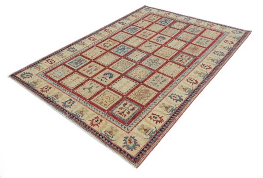 Close-up detail of New Farahan rug from Pakistan showing Wool weave