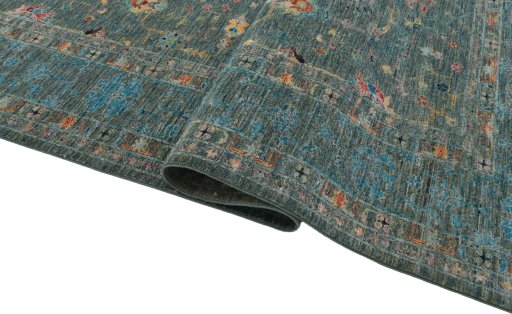 Close-up detail of New Farahan rug from Pakistan showing Wool weave