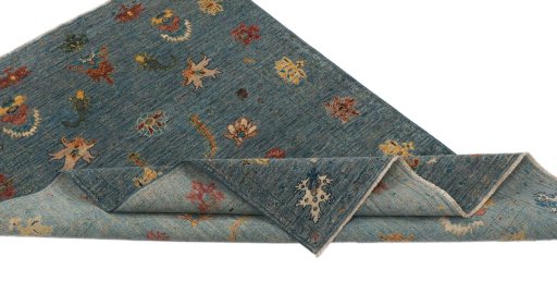Central medallion detail of New Farahan rug from Pakistan