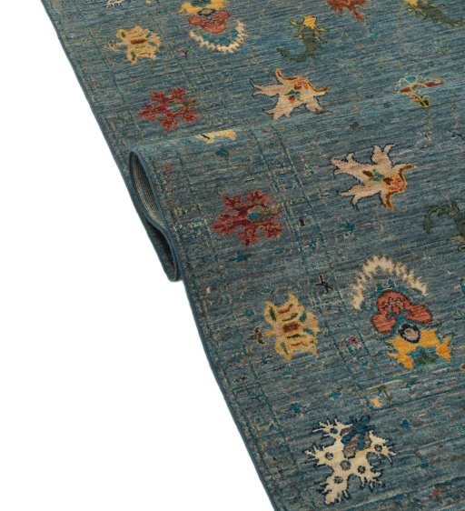 Close-up detail of New Farahan rug from Pakistan showing Wool weave