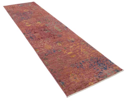 Corner detail of New Farahan rug showing border pattern and Wool pile