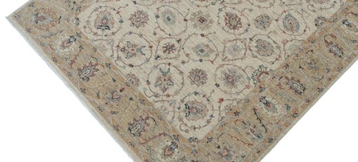 Backside of handmade New Farahan rug showing knot structure and weave density