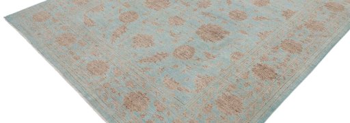 Backside of handmade New Farahan rug showing knot structure and weave density