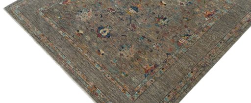 Backside of handmade New Farahan rug showing knot structure and weave density