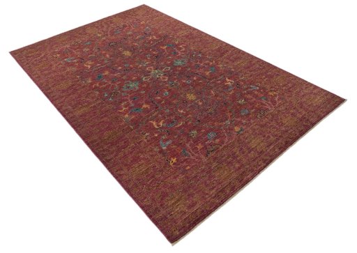 Corner detail of New Farahan rug showing border pattern and Wool pile