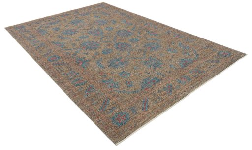 Corner detail of New Farahan rug showing border pattern and Wool pile