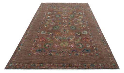 Surface texture of New Farahan rug with natural Wool and intricate pattern