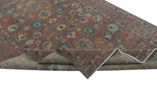Central medallion detail of New Farahan rug from Pakistan