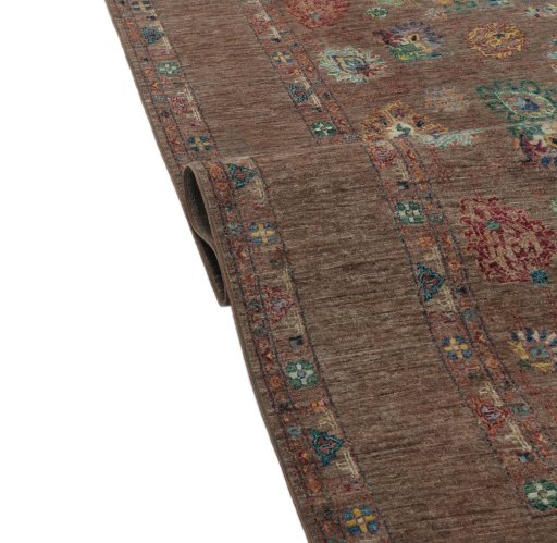 Close-up detail of New Farahan rug from Pakistan showing Wool weave